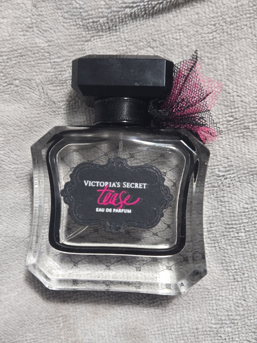 Victoria's Secret Tease Eau de Parfum - EMPTY BOTTLE TO COLLECT
